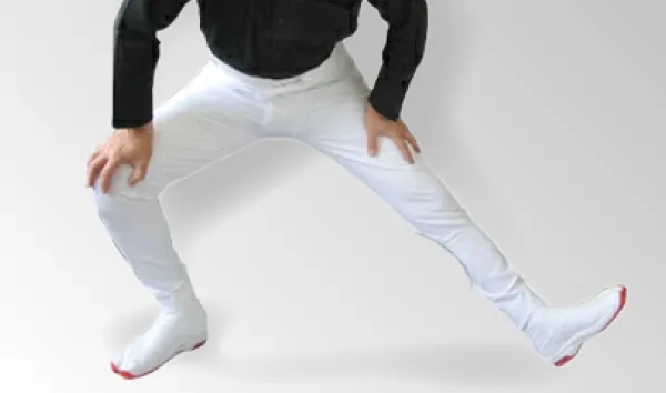 体操をする写真