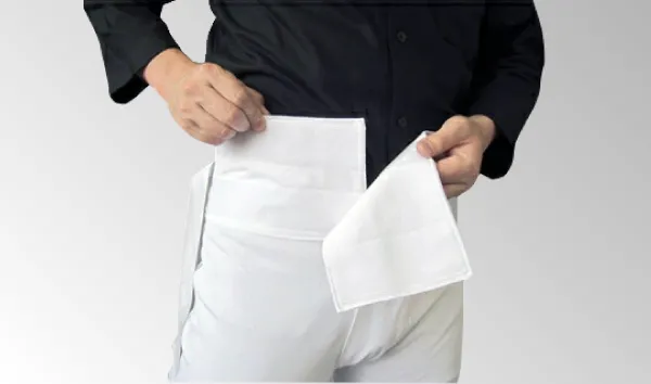 腰部分のマジックテープの写真